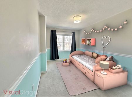 For Lease - 1413 Costigan Road, Milton, Ontario - Photo 2