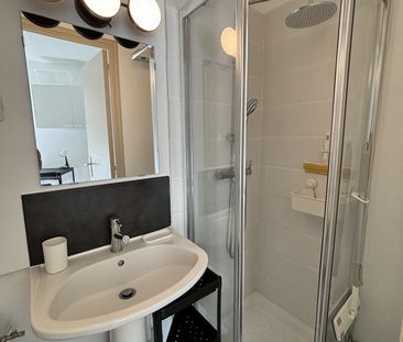 Studio meublé - CENTRE VILLE - Photo 5