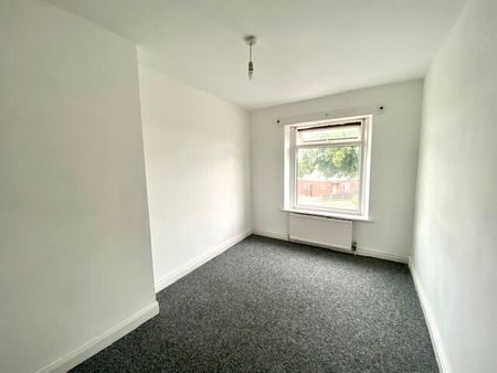 Lunn Road, Barnsley, Cudworth - Photo 5