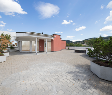 Exklusive 5.5-Zimmer-Attikawohnung mit Dachterrasse - Photo 2