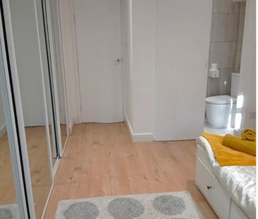 Room in a Shared House, Wetherell Road, E9 - Photo 1