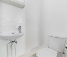 Coldharbour Lane, London, SW9 - Photo 2