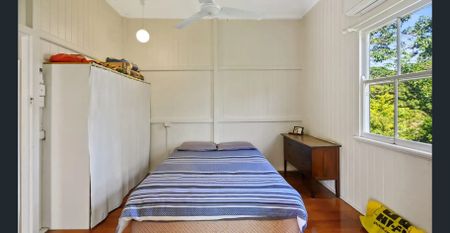 Beautiful Queenslander close to Mackay CBD - Photo 4