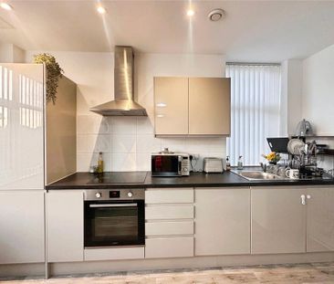 2 bedroom flat to rent - Photo 4