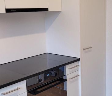 Helle 2.5-Zimmerwohnung für Singles - Foto 2