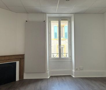 Location Appartement 3 pièces 56m² VALENCE 26000 - Photo 3