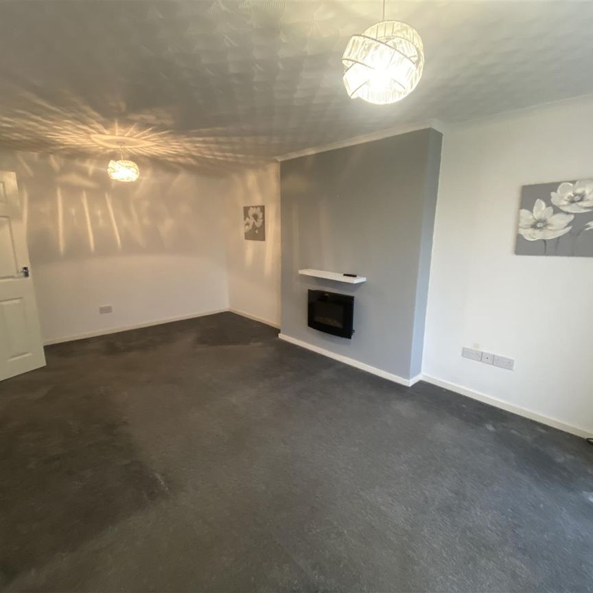 Woodfield Road, Goole - Photo 1