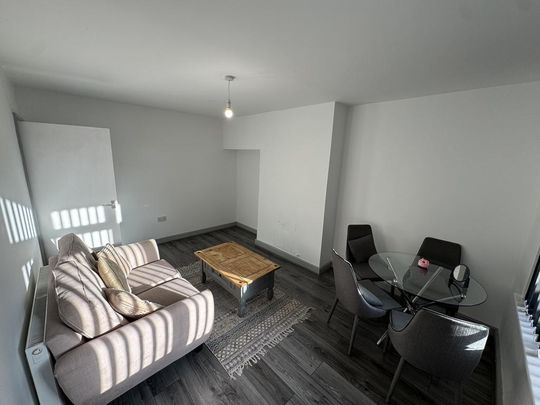 1 bedroom flat to rent - Photo 1