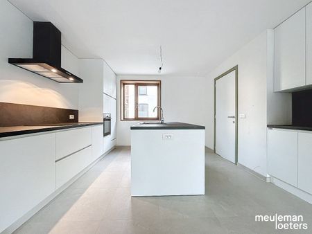 BEN - Nieuwbouwwoning met 4 slaapkamers en carport - Photo 4