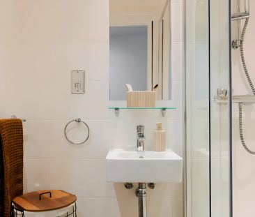 Luxe Studio - Photo 4