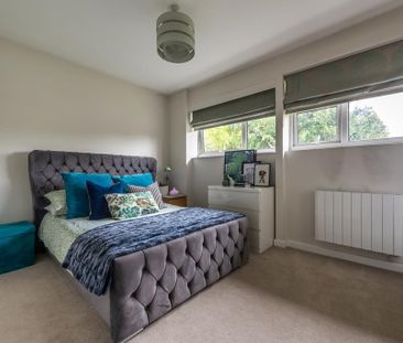 2 bedroom flat to rent - Photo 2