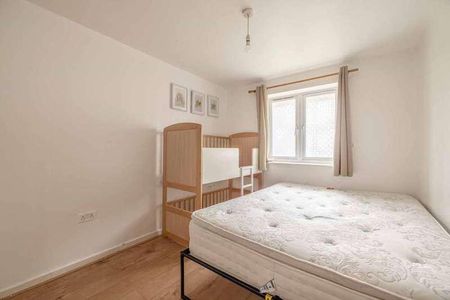 Upton Park, Slough, SL1 - Photo 2