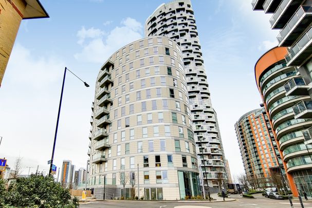 Biscayne Avenue, London, E14 9AU - Photo 1