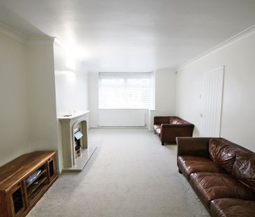 Baron Close, Warrington - Photo 3