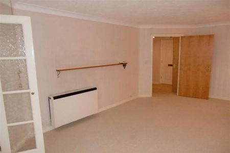 2 bedroom retirement property to rent - Photo 2