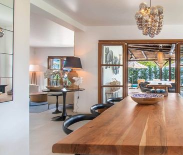 6 bedroom luxury Villa for rent in Marbella, Spain - Photo 2