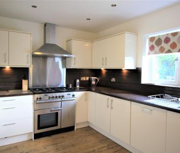 1 bedroom in a house share to rent - Photo 4