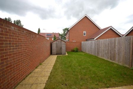 Fir Tree Road, Woodley - Photo 4