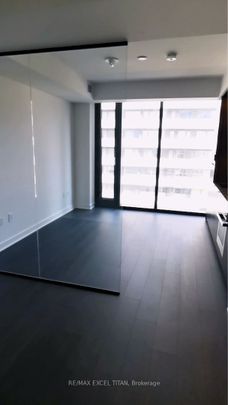For Lease - 55 Charles Street Unit# 816, Toronto, Ontario - Photo 1