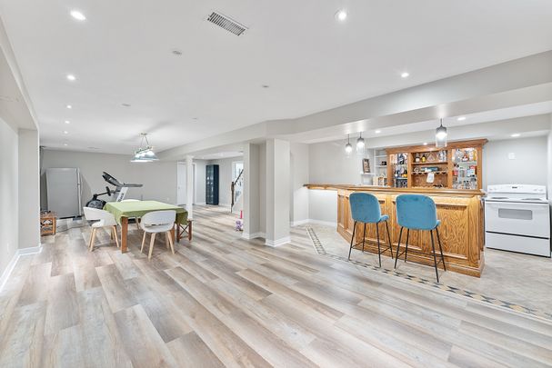 For Lease - 2057 Peak Place, Oakville, Ontario - Photo 1