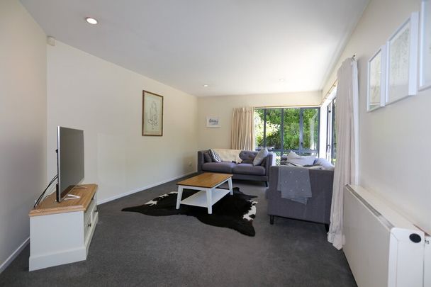 ST ALBANS – 3 BEDROOM, 2 BATHROOM - Photo 1