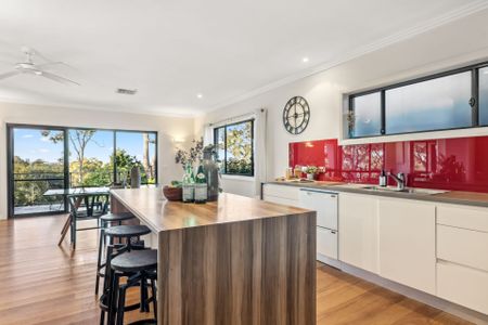 A Timeless Family Retreat - Photo 5