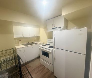 For Lease - 156 Paperbirch Crescent, London North, Ontario - Photo 3