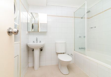 19/91-93 Macleay Street, Potts Point NSW 2011 - Studio For Rent | Domain - Photo 2