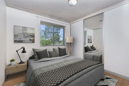 Modern Unit - Photo 5