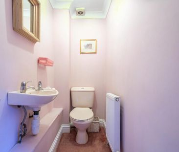 1 bedroom ground floor flat to rent - Photo 6