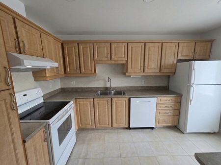 5221 Rue Riviera, apt. 305 - Photo 3
