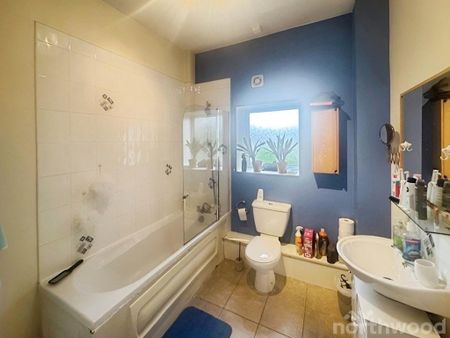 2 bedroom townhouse to rent - Photo 5