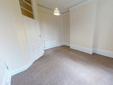 Flat to rent on - Photo 4