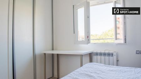 valencia, Valencian Community 46021 - Photo 3