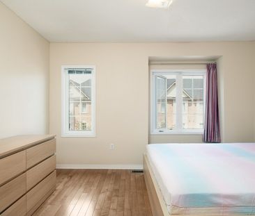 For Lease - 1128 Dundas Street Unit# 18, Mississauga, Ontario - Photo 4