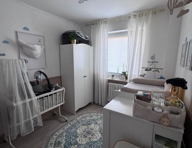 Schöne 3-ZKB-Wohnung mit Balkon - Nachmieter zum 1.12 gesucht - Foto 1