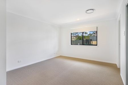 5 Blue Lakes Place, North Kellyville NSW 2155 - House For Rent | Domain - Photo 2