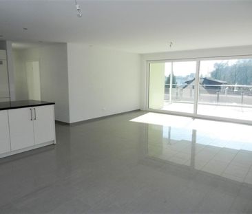 Grosszügige Wohnung mit sonniger Terrasse in Neuhausen - Photo 2