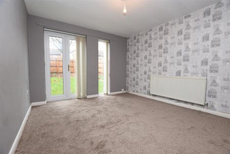 3 bedroom terraced house to rent - Photo 2