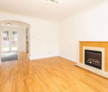 3 bedroom semi-detached house to rent - Photo 4