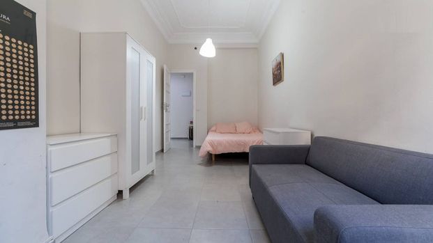 Calle Sueca, Valencia, Valencian Community 46006 - Photo 1