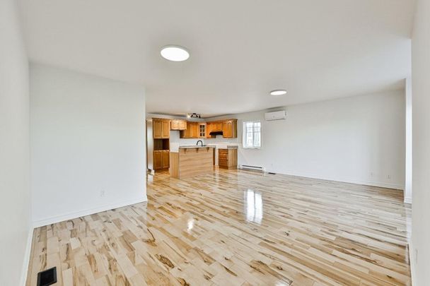 1758 Ch. St-Charles, app.202, J6W 3R3, Terrebonne - Photo 1