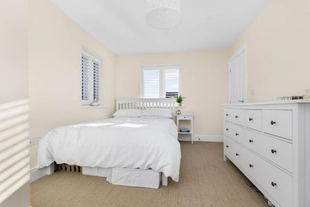 3 bedroom detached house to rent - Photo 2