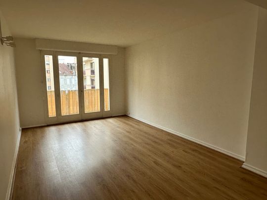 PAU - BD ALSACE LORRAINE-APPARTEMENT - T3 - 71m2 - PLACE DE PARKING - - Photo 1