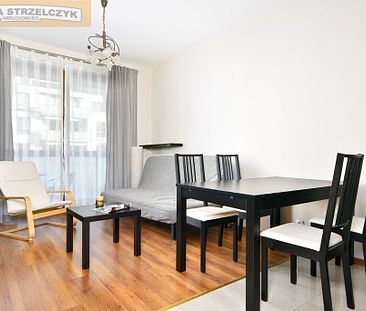 Dwupokojowe mieszkanie w apartamentowcu - Warszawa Wilanów - Zdjęcie 4