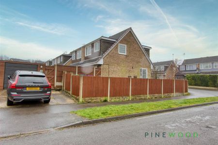 3 bedroom semi-detached house to rent - Photo 4