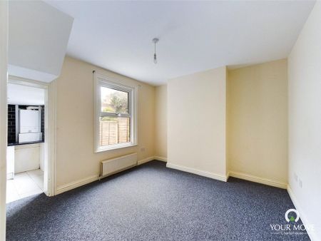 2 bedroom terraced house to rent - Photo 3