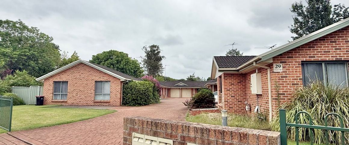 Neat & Tidy Three Bedroom Villa - Photo 1