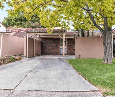 Easy-Care Unit Offering an Exceptional Lifestyle! - Photo 1