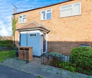 Elmgreen, Basildon - Photo 1